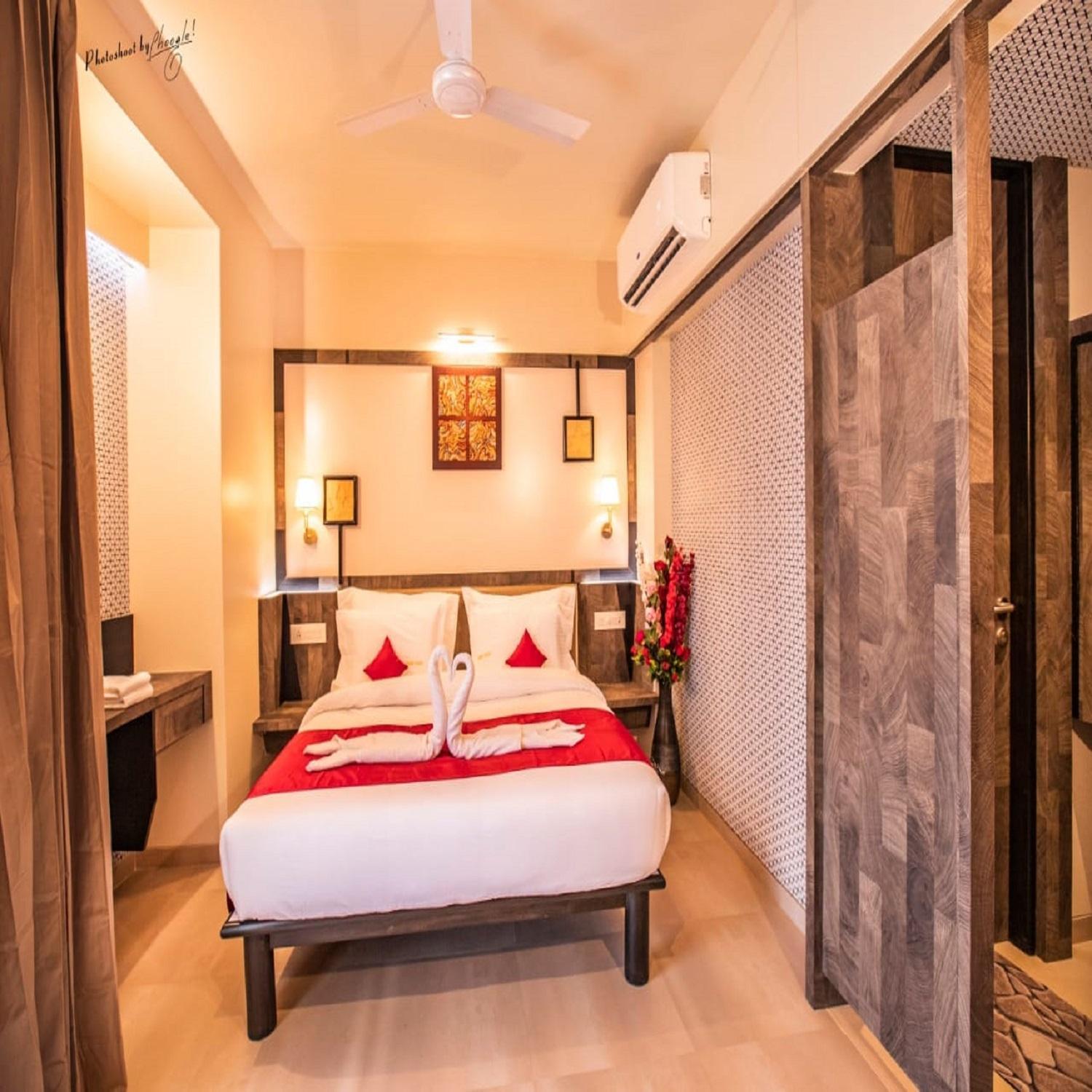 Hotel Prabha Palace Ahmednagar Exteriör bild